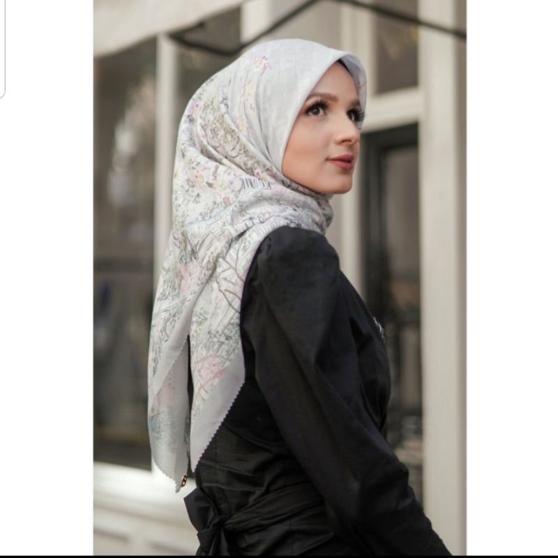 Buttonscarves british ash preloved