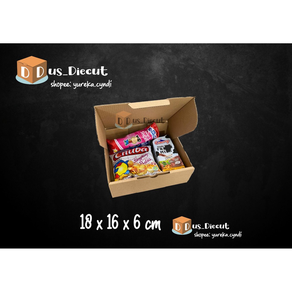 

Kardus die cut uk. 18x16x6 cm (model box pizza)