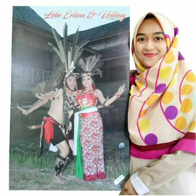 CETAK FOTO MURAH BESAR PLUS BINGKAI UKURAN 24R