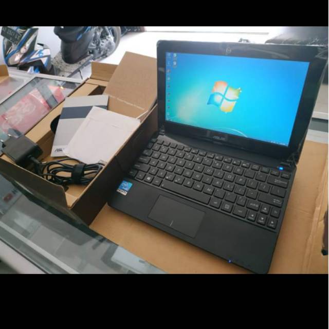 Asus 1015E Intep Celeron B847 2Gb 320Gb USB 3 HDMI Fullset Murah
