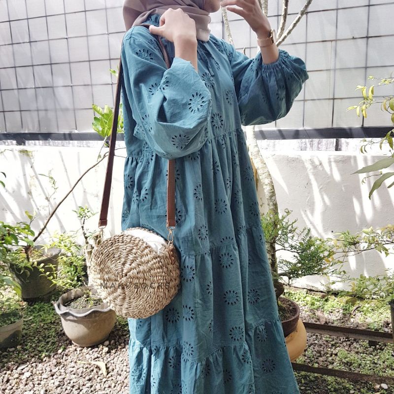 Tas Anyaman Etnik Wanita Mendong Bulat Khas Bali Pantai Tali Selempang