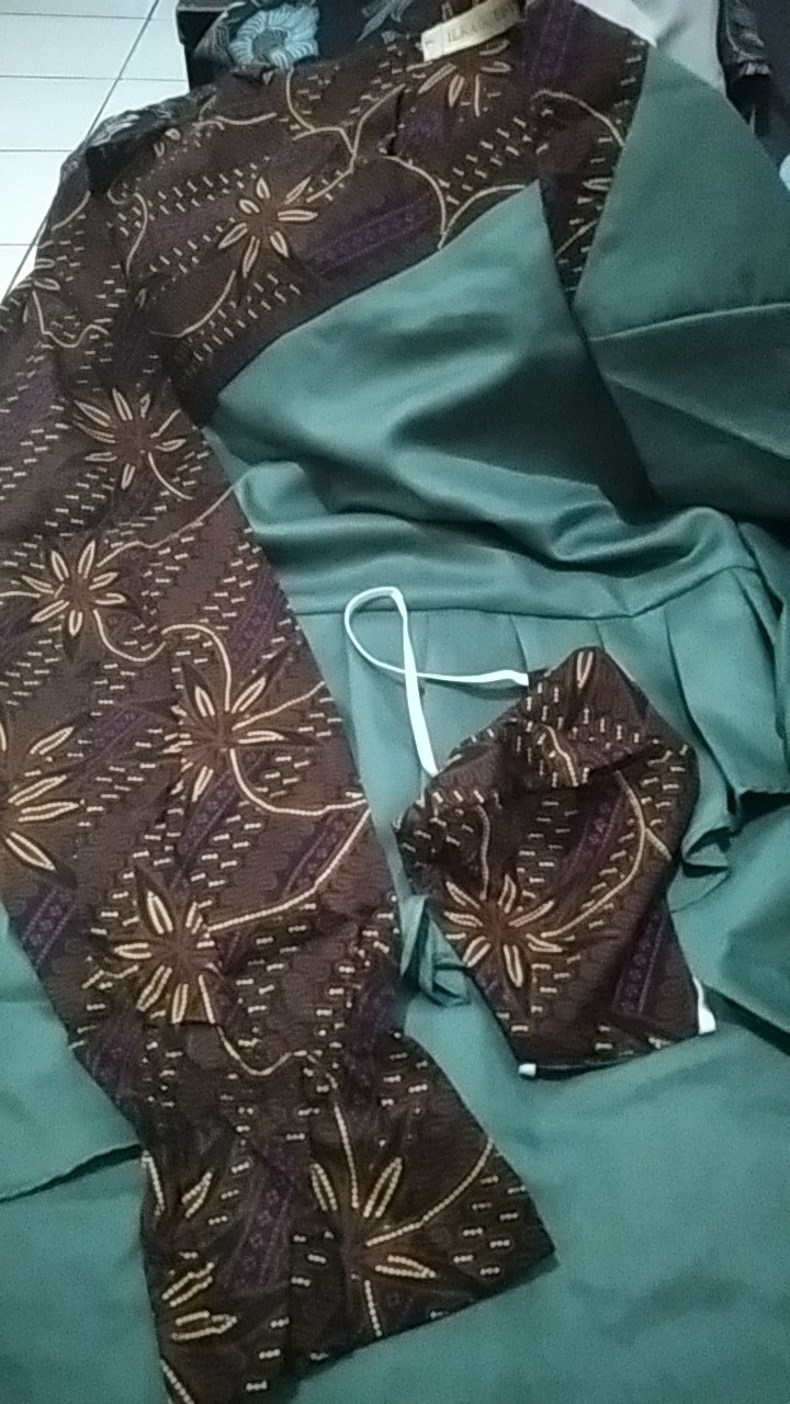 Atasan Batik Wanita Belinda Blossom 4108