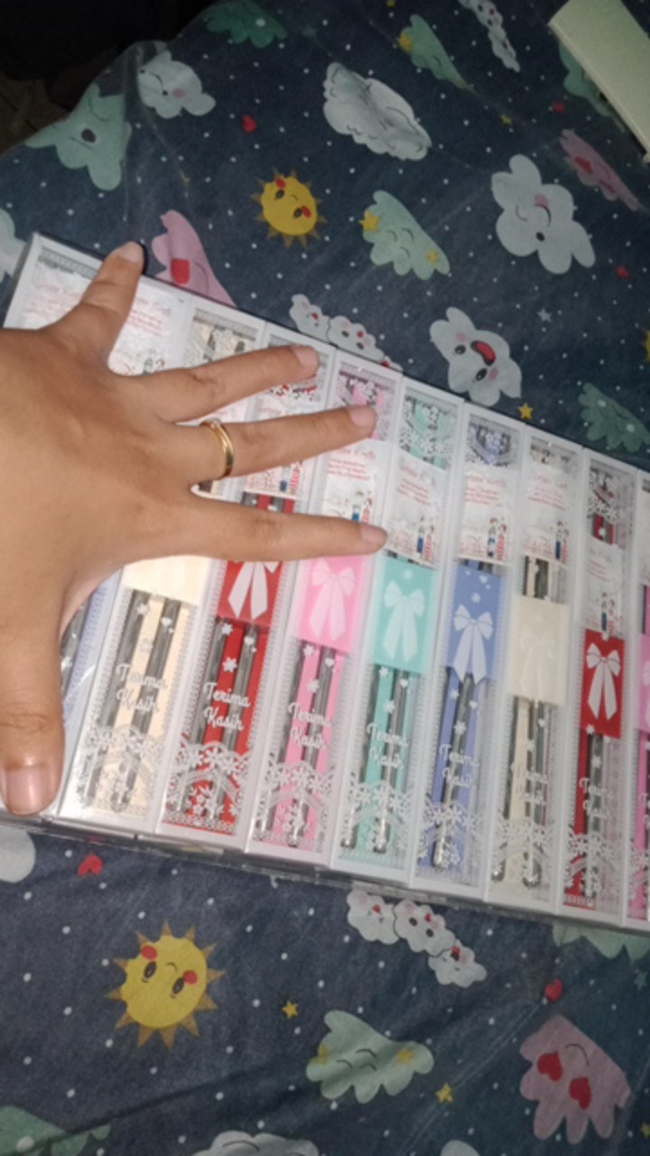 Souvenir 50pcs Sumpit Stainless Kemasan Mika Motif Sovenir Ultah Pernikahan Chopstick