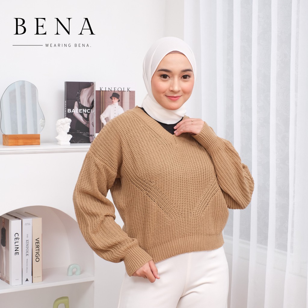 Becca Knit - Wearing BENA