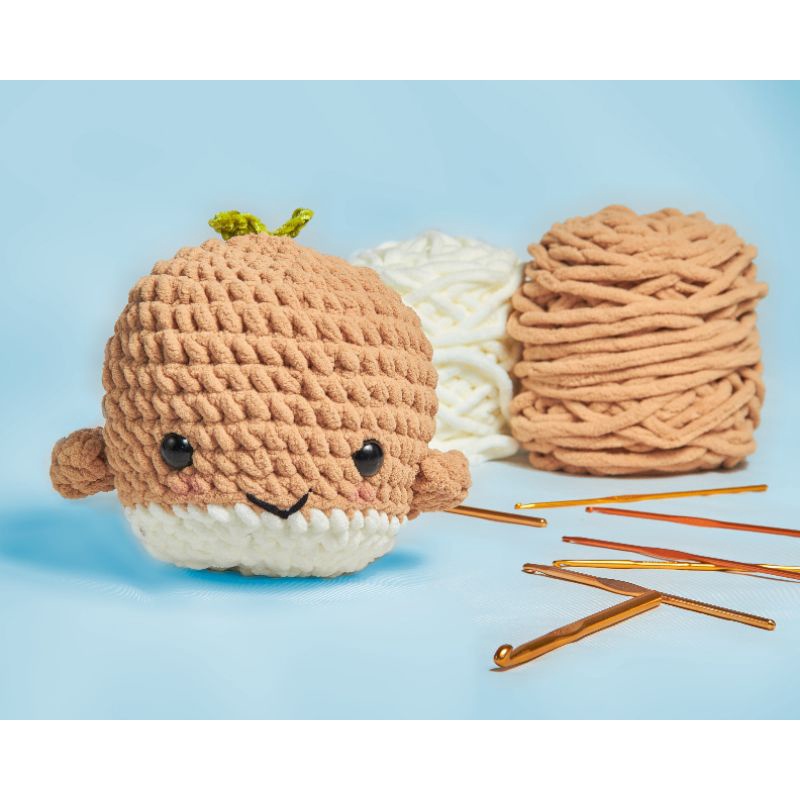 Jumbo Plushie Whale (boneka rajut/Amigurumi)