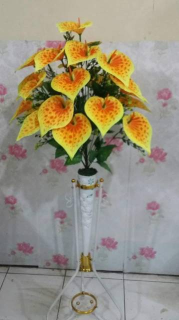 COD,Bunga artifisial  sudut Aron pandan +pot standing Besi.bunga pojok-2