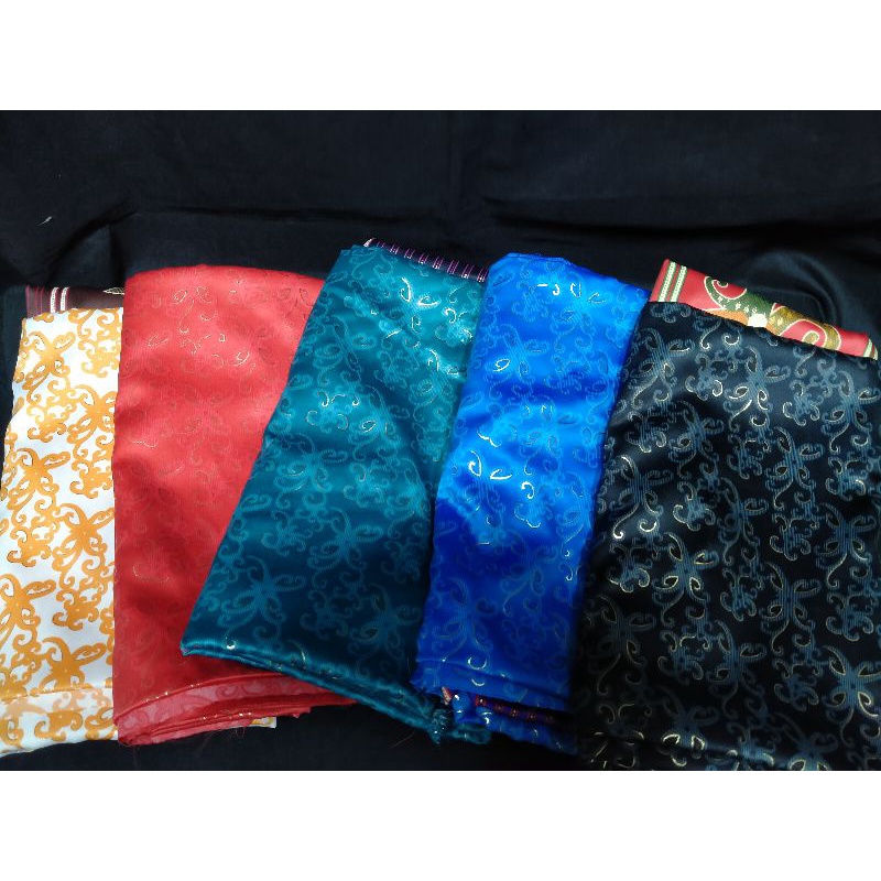 Kain Sutra Exclusive Motif Cumi Kalimantan METERAN