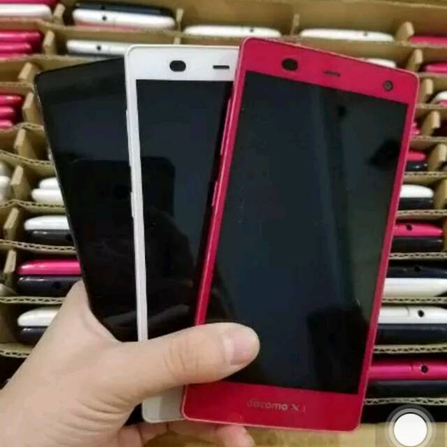 Fujitsu arrow docomo ram 2/32 versi 3g