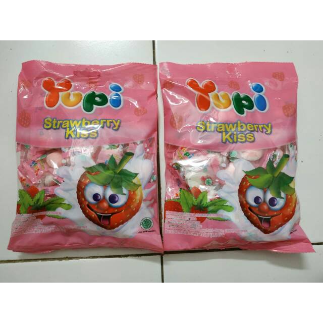 

Yupi Strawberry Kiss Bag