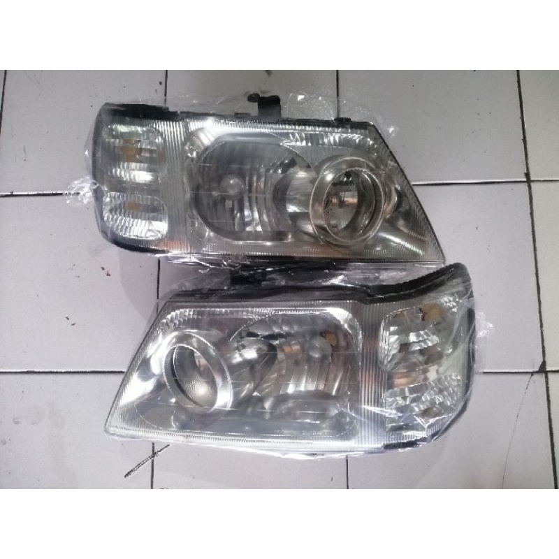 headlamp mitsubishi kuda grandia original