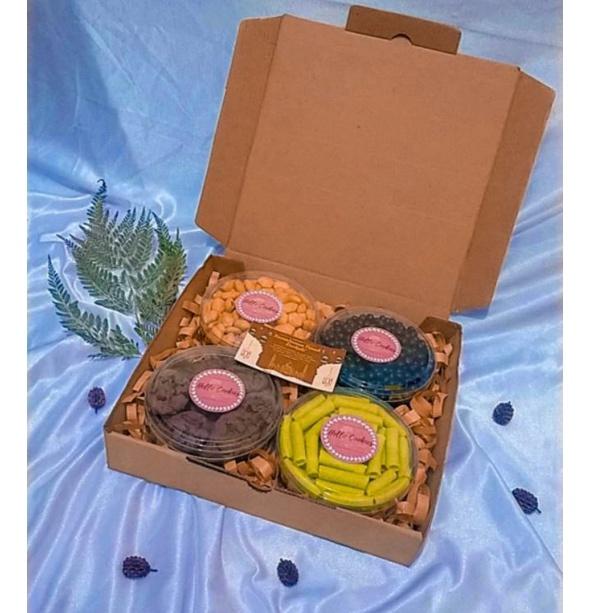 

キ HAMPERS KUE KERING | PAKET KUE KERING | HAMPERS LEBARAN | GIFT BOX ISI 4 TOPLES だ