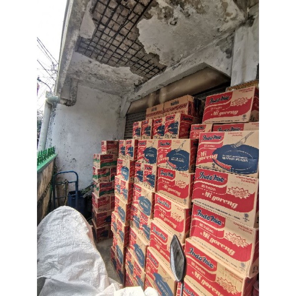 

Indomie Goreng 85 gr isi 40 pcs