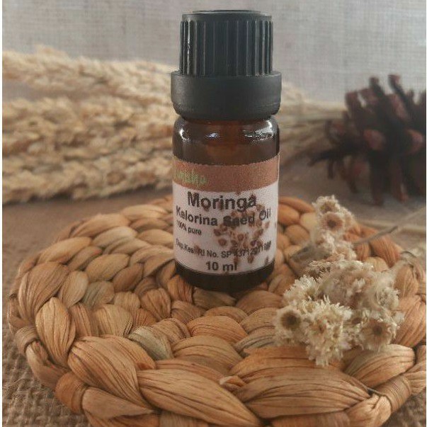 

Moringa oil / Kelorina Seed Oil / Minyak Daun Kelor 100% pure 10 ml