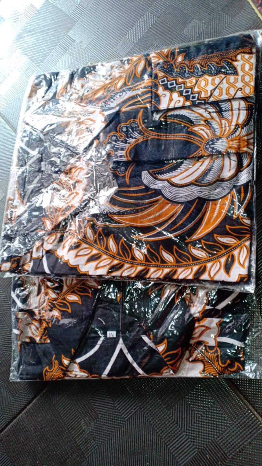 Kemeja Batik Pria Lengan Panjang Jumbo M L Xl Xxl