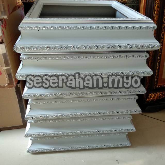 

KOTAK SESERAHAN AKRILIK TERMURAH