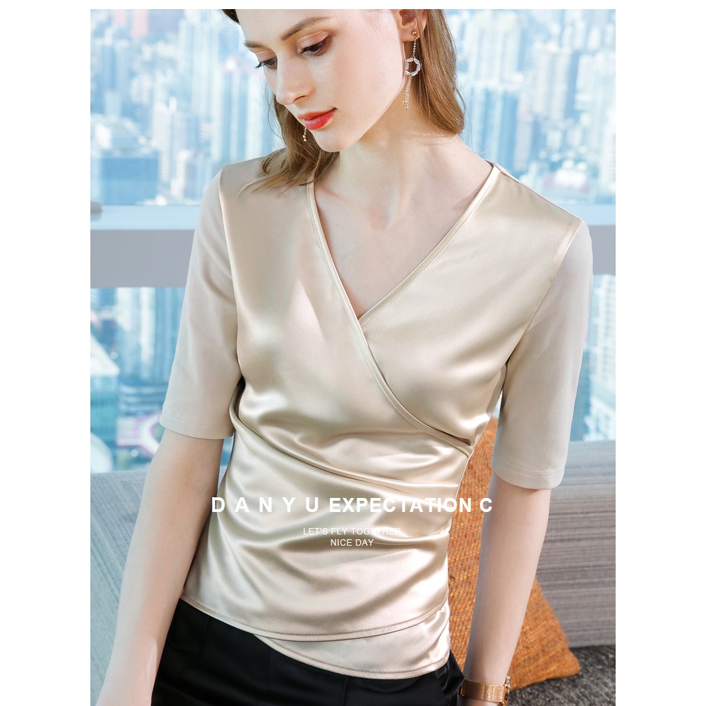 【Moon Blush】Korean Halus Lembut Solid Fold V-neck Satin Blouse 7237