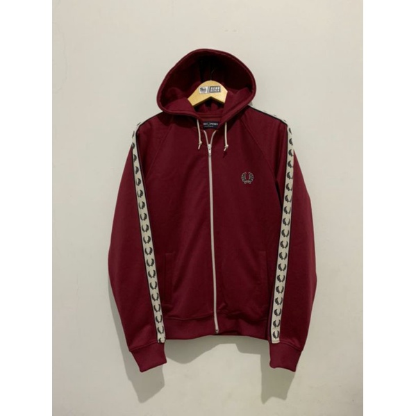 Hodie Fred Perry Maroon