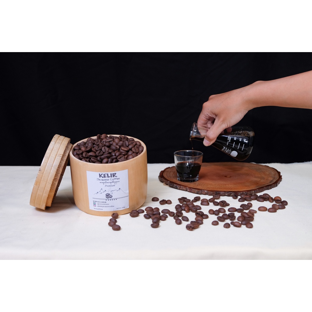 

Kopi Robusta Kelir Premium 200gr , Bubuk , Roastbean Coffee Semarang