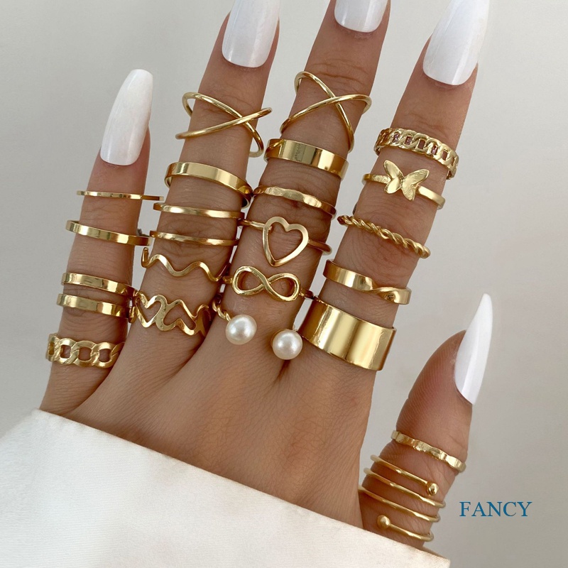 22pcs / Set Cincin Emas Desain Bintang Hias Mutiara Gaya Retro Untuk Wanita