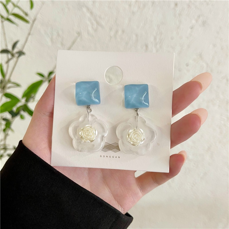 Anting S925 Silver Needle Bentuk Bunga Biru Gaya Korea Untuk Wanita