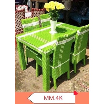 Meja Makan Model Rotan 4 Kursi + 1 Meja