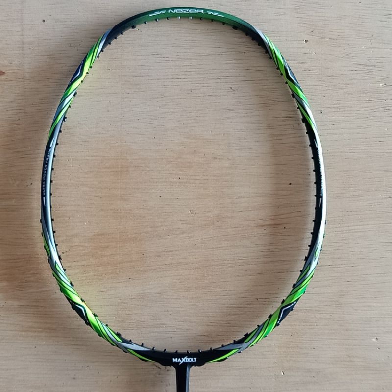 Raket Badminton Maxbolt Nezer X 19