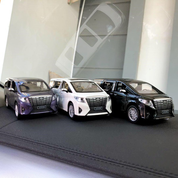 TOYOTA ALPHARD Parfume Pewangi Pengharum Mobil Parfum Pajangan Miniatur Diecast Mobil