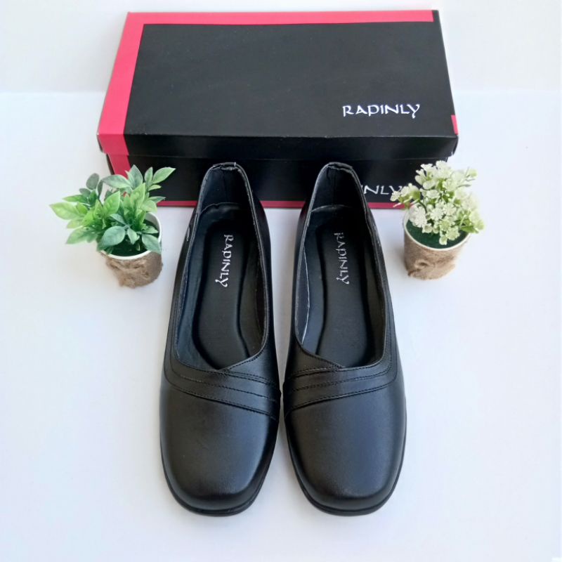 Sepatu Kerja Flat shoes Wanita Kulit Asli