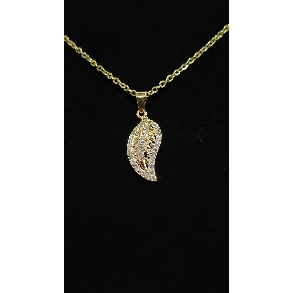 Kalung Wanita Nuri emas Liontin Daun Permata