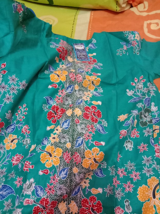 Grosir Terlaris Serut Genes Jelita Tunic Navbor Yelbor Whitbor Creambor Tunik Batik Modern Hrb030