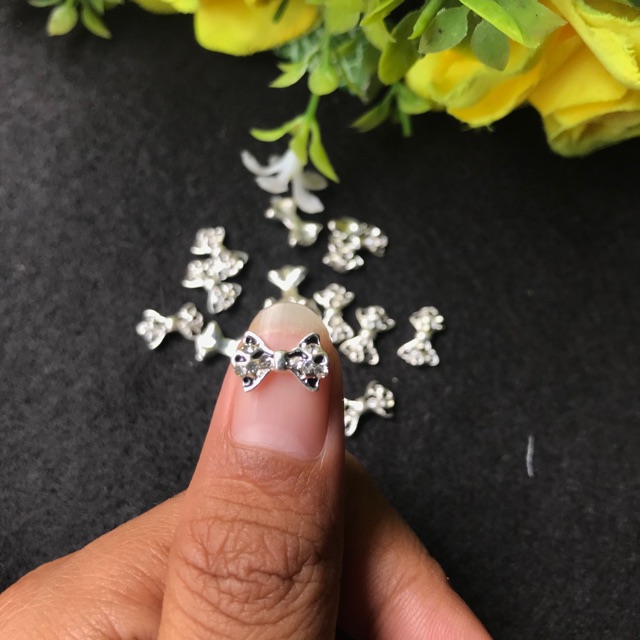 Pita Nailart Kuku Palsu 12mm isi 1pcs Bahan Nail art Tasbih Swarovski