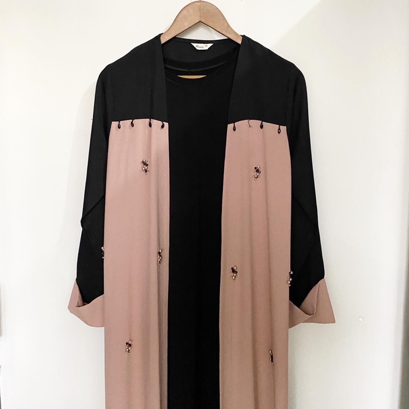 Preloved Abaya by Naia Official