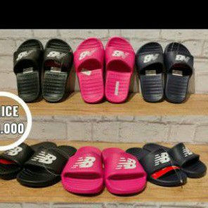New Balance kids sandal hitam 38.5