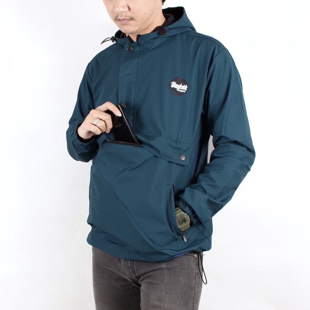 Jaket cagoule pria BLACKLINE murah waterproof / jaket distro  stylish anti air size M, L, XL