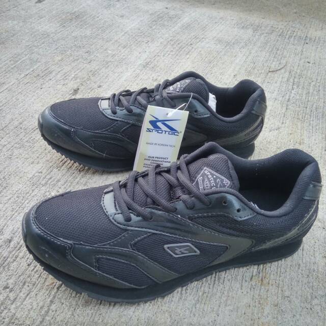 Sepatu sekolah hitam polos original brand spotec original