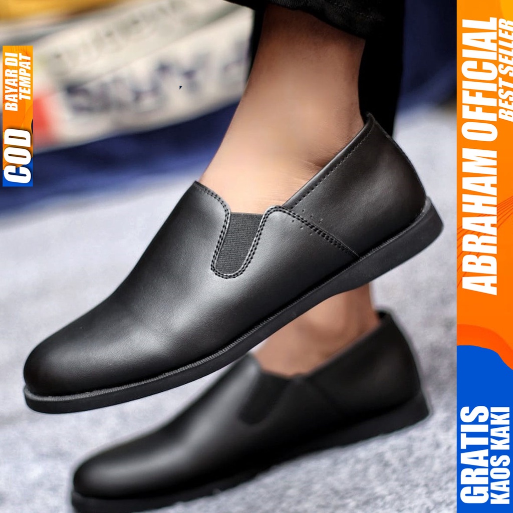 Sepatu Casual Pria Slip On Slop Selop Pansus Santai Kulit Pu Kerja Kantor Kulit Kondangan Hitam Polos Fashion shoes Terbaru Original Murah Kekinian Cowok POLAS ABRAHAM