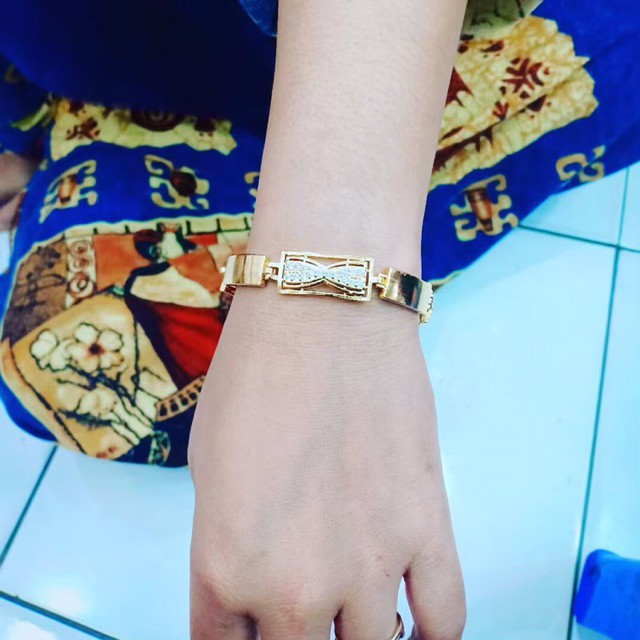 Gelang tangan wanita model rolex