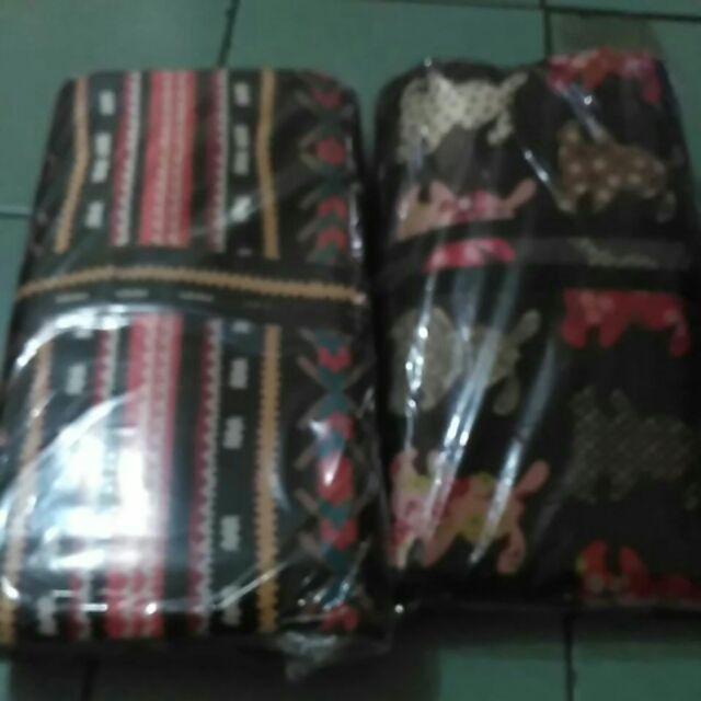 Tikar Lipat Piknik Microsatin Anti Air