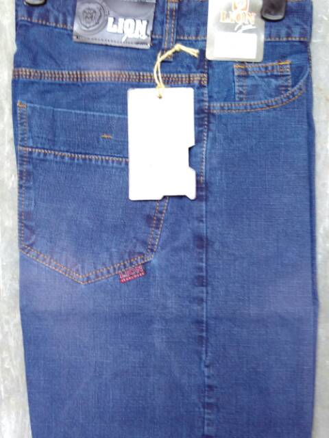 Celana jeans pendek pria size 27 28 29 30 31 murah