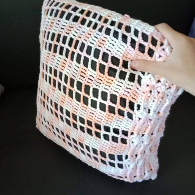 sarung bantal sofa rajut + bantalnya