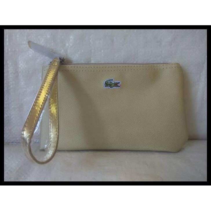 Buruan Beli Dompet Wanita Lacoste, Praktis Dan Mudah Dibawa Kemana Mana