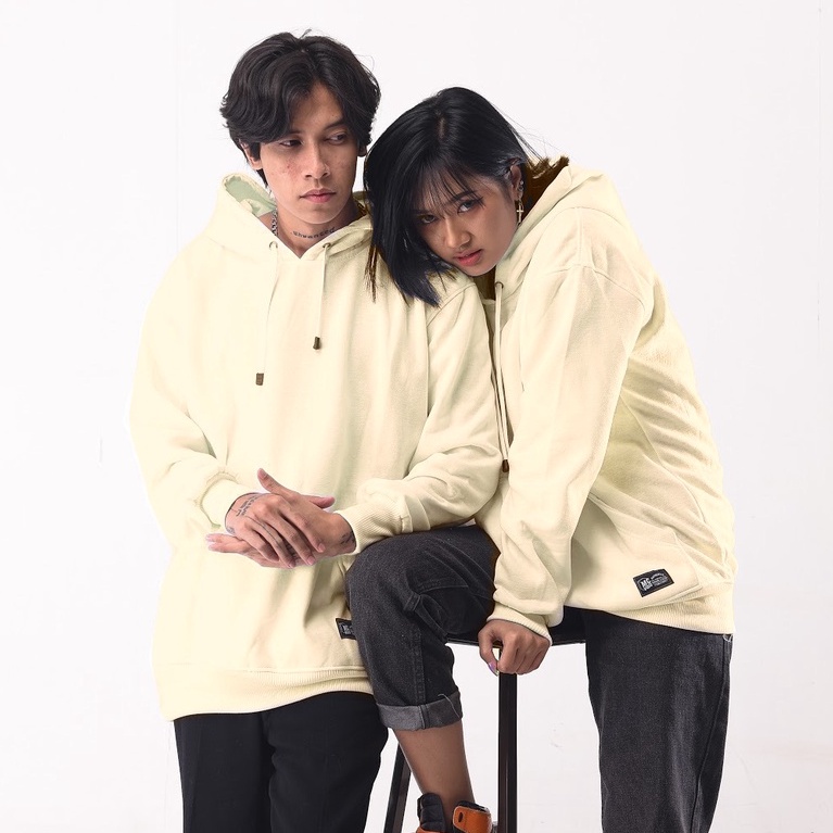 Mcvois Sweater Hoodie Polos Krem Pria Wanita Premium