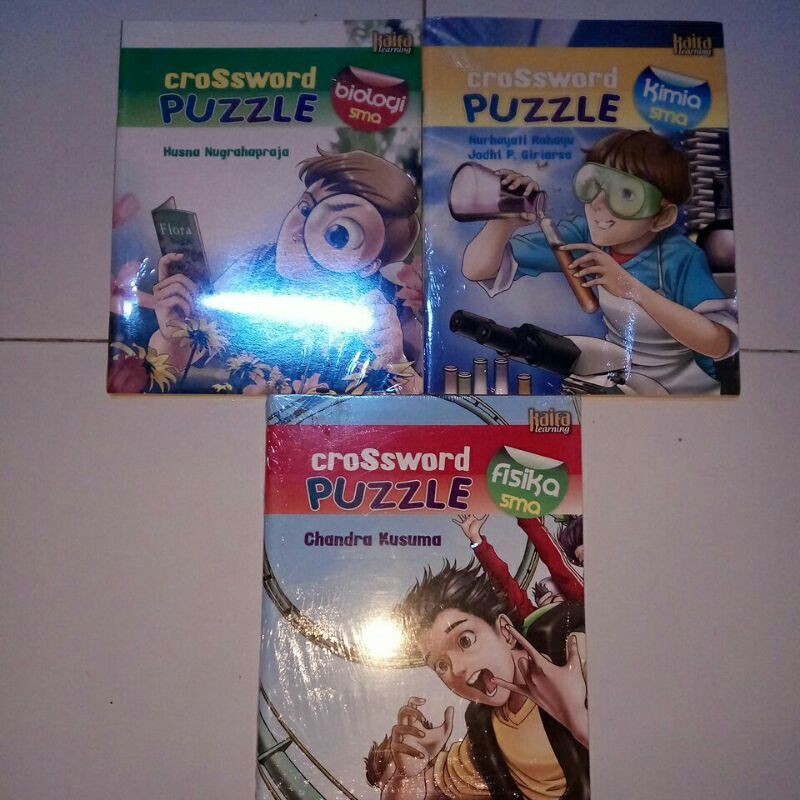 Crossword Puzzle Pelajaran Biologi, Kimia, & Fisika SMA (3 Buku)