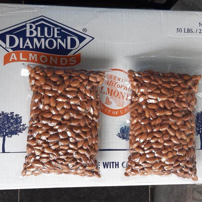 

kacang almond mentah(raw)blue diamond 1kg CUCI GUDANG Kode 237