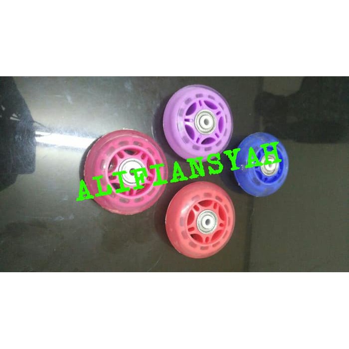 {BEST SALE}  ban sepatu roda karet/PU