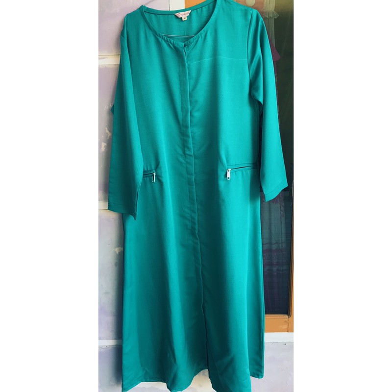 Gamis “Hijab Alila”