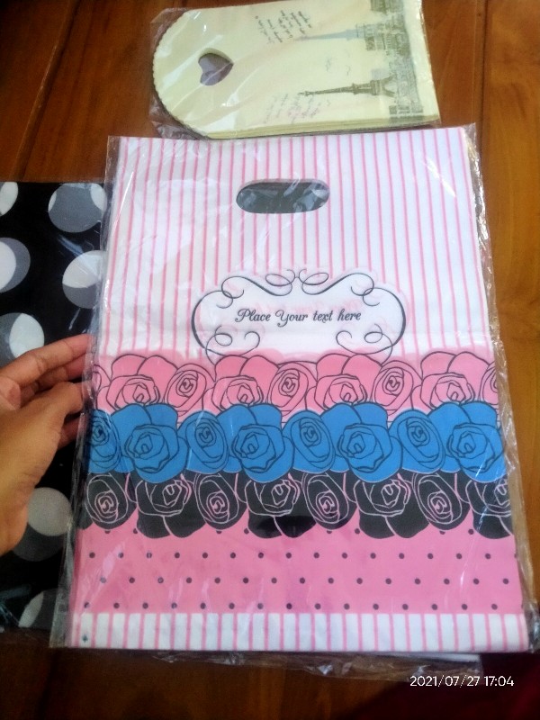 ❤termurah ❤kantong Plastik Plong Motif 25 X 35.kresek Motif Olshop .kantong Plong  Pond Online