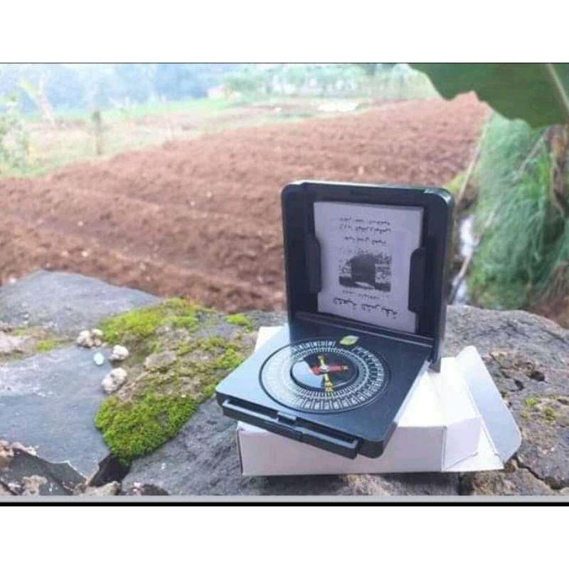 padoman ( Kompas kiblat)