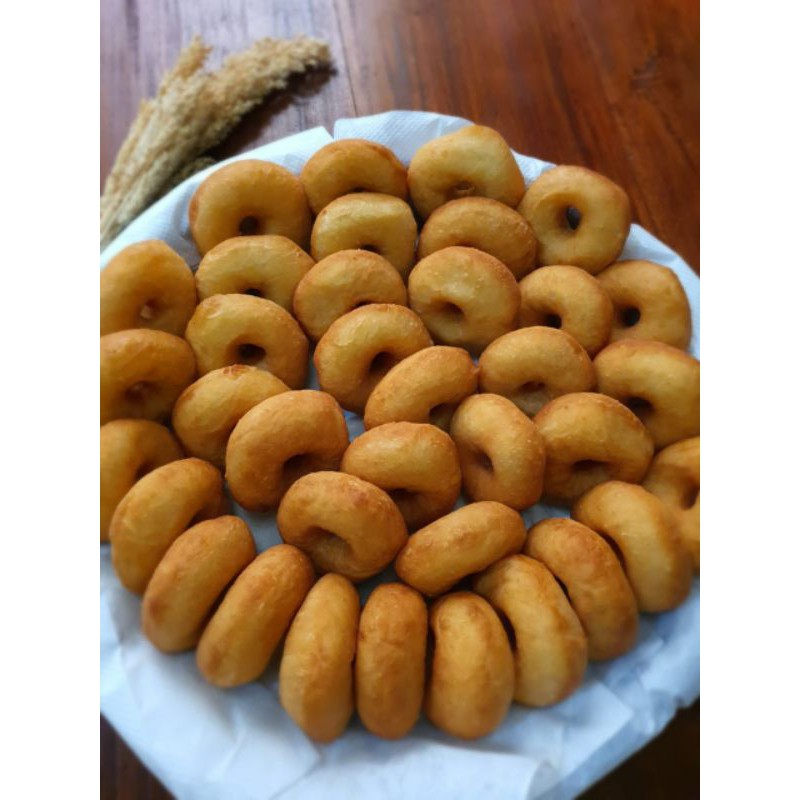

Donat Beku / Donat Kentang Original Beku / Donat kentang frozen Rasa original, enak menul menul