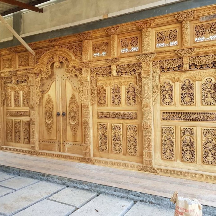 pintu gebyok kayu jati full ukir panjang